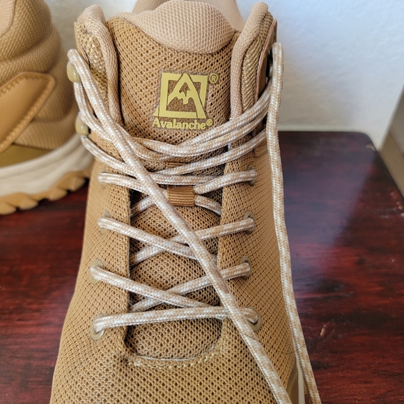 Avalanche Women's Hiking Booties - Picture 7 of 7